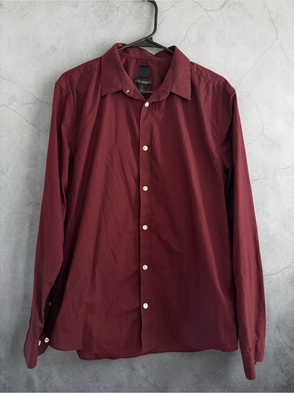 H&M Men's 2 Pack Navy Microdot Button-Down Slim Fit Shirt & Dark Burgundy - Picture 6 of 8